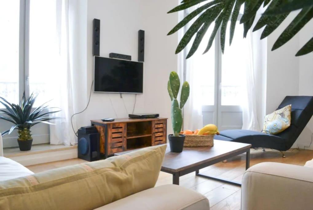 Appartement Centre-Ville Spacieux, Elegant / Climatisation Montpellier Esterno foto