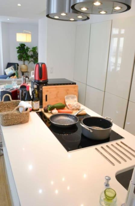 Appartement Centre-Ville Spacieux, Elegant / Climatisation Montpellier Esterno foto